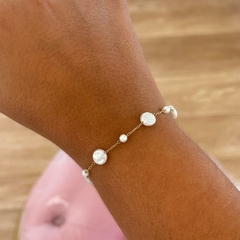 Pulseira Aço inox Dourado Pérolas Achatadas