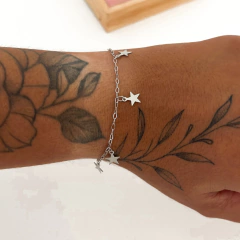 Pulseira Estrelas Penduradas Aço Inox