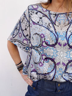 Blusa Grecia Arabescos en internet