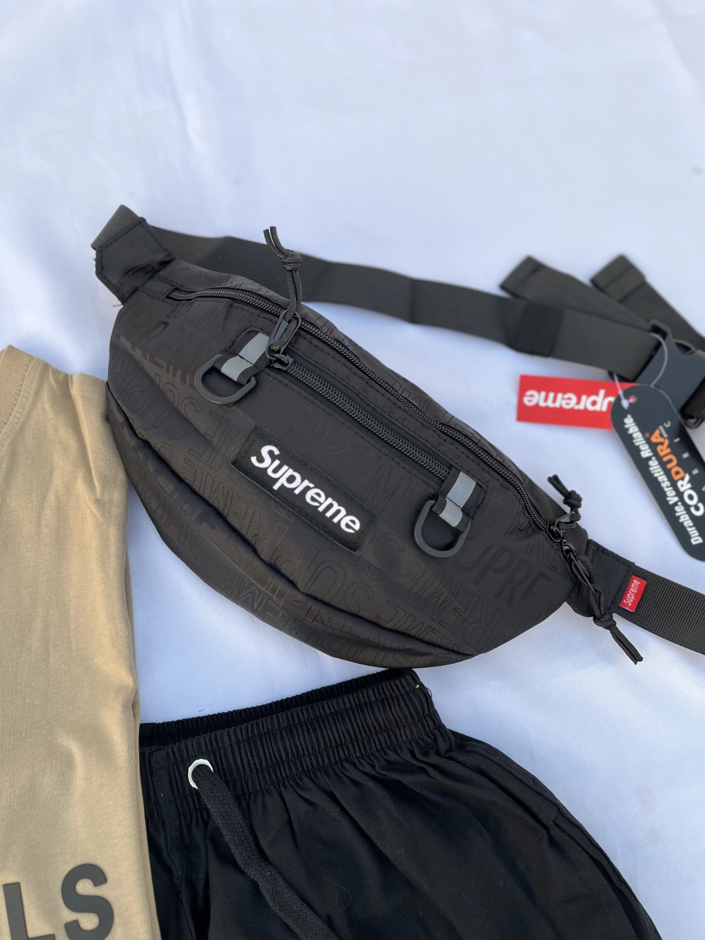 ヒ*ン様 Supreme Waist Bag (19FW) Black Supreme Waist Bag (SS19) Black - Comprar em Bigodewear