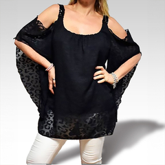 Blusa Bella negra con mangas abiertas y detalles en encaje