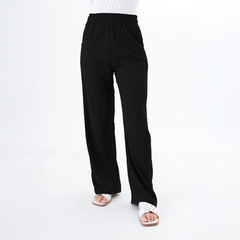Pantalones palazzo negros con cintura elástica, ideales para un look cómodo y elegante.