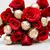 Buquê de 12 Rosas + Ferrero no Buquê na internet