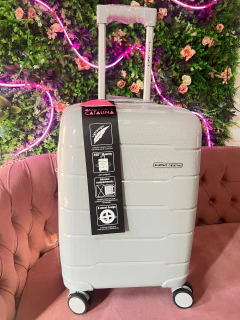 Valija Carry On Agarrate Catalina 20" - Carry On en internet