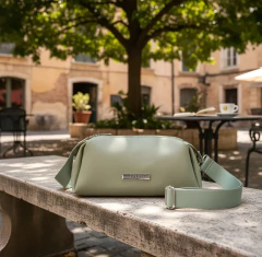 Bandolera kuromi Agarrate Catalina en internet