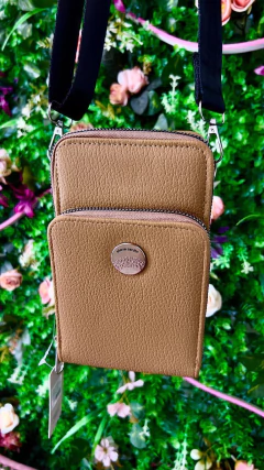 Bandolera Portacelular Pierre Cardin en internet