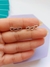 Brinco Ear Cuff 3 Corações na internet