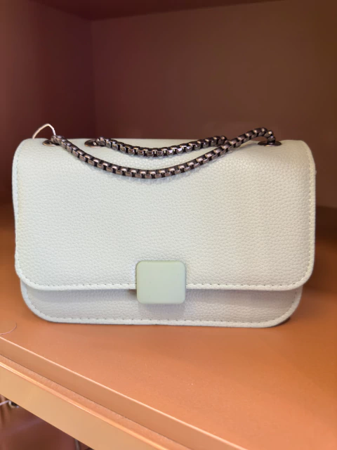 Bolsa Absolut Beatrice na internet