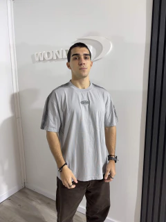REMERA WDR DISTOPIC en internet