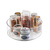 Organizador giratório transparente com frascos de especiarias e temperos, ideal para a cozinha.