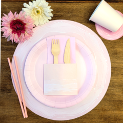 Plato De Sitio Ondas Pasteles Rosa - Planeta Fiesta