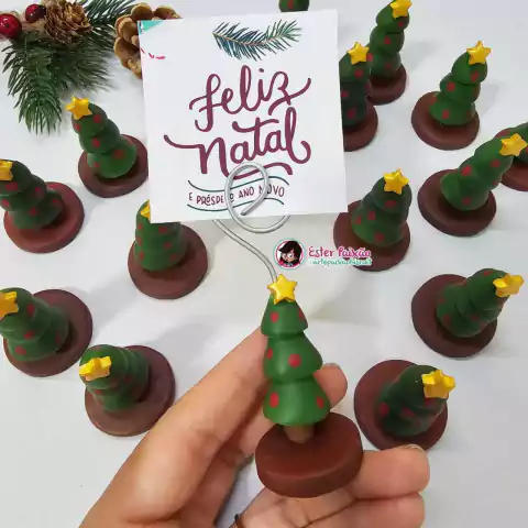 Mini pinheiros porta recado lembrança de Natal