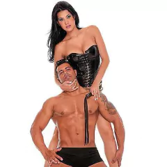 Chicote em Couro com 9 Tiras Preto na internet
