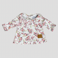 Remera floreada