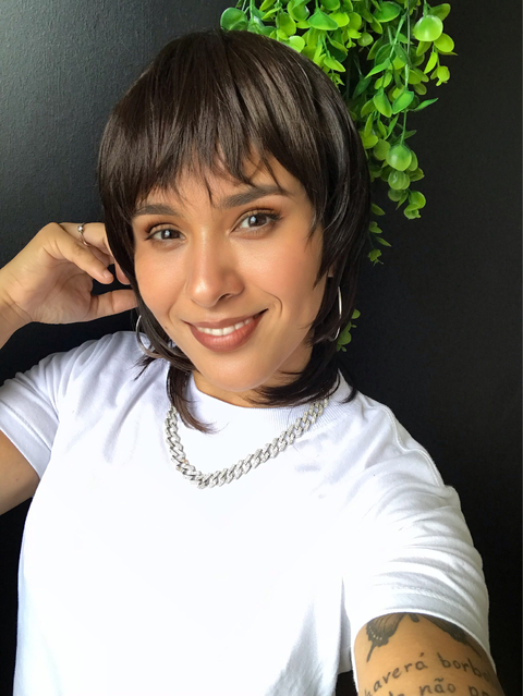 Wig Mikaela Fibra Premium Lisa Curta - comprar online