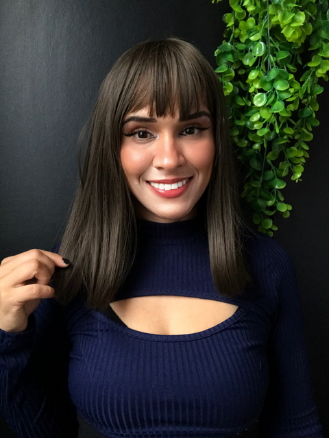 Wig Leticia Fibra Premium Liso com franja 40cm