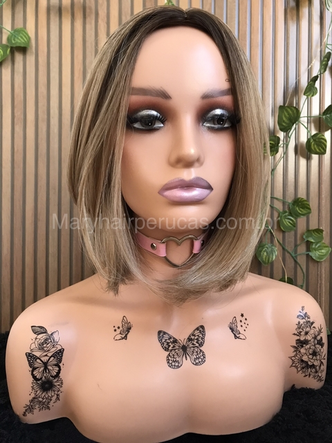 Wig Thaise Fibra Premium Liso Sem Franja 35cm