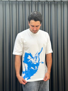 CAMISETA OPLAN “CUPID” - OFF WHITE - loja online