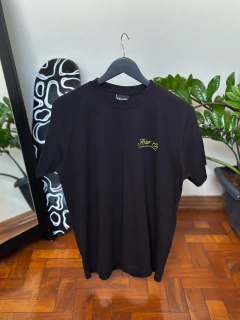 CAMISETA MAGIC MUSHROOMS - PRETO - comprar online