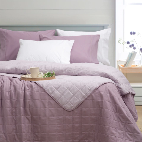 Cover Twin Bitono de Microfibra y Micromatelaseado Sonic Uva - Palette