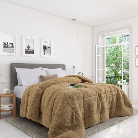 Edredón 1 1/2 Plazas Corderito Extra Suave Camel - Alcoyana