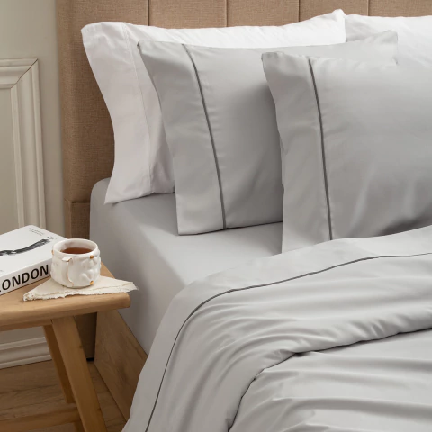 Juego de Sábanas Queen Size 600 H Vivo de Satén y Tacto Suave Gris - Alcoyana - comprar online