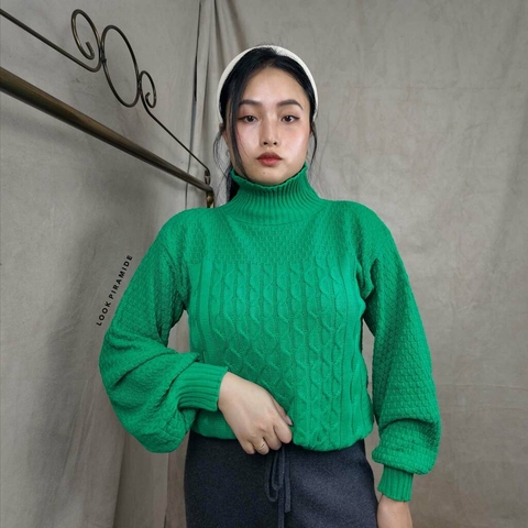 Blusa Tricô Gola Alta Trancinha Peitoral Verde