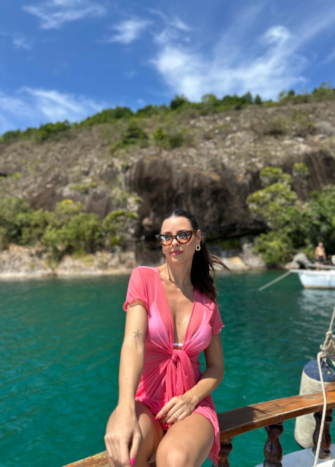 SAÍDA TULE CURTA LISA GOIABA - comprar online