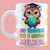 Caneca com ilustração de uma coruja usando capelo e segurando o globo terrestre, com a frase "Seu trabalho faz o mundo melhor".