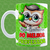 Caneca de cerâmica com design de coruja segurando uma maçã verde e a frase "Uso Exclusivo do Melhor Professor". Fundo verde com ícones de maçãs.