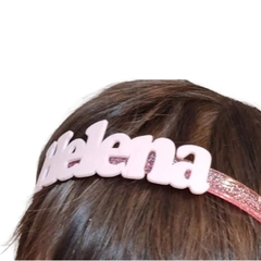 Nome Curvado para Tiaras na internet