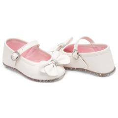 Sapatilha branca pimpolho