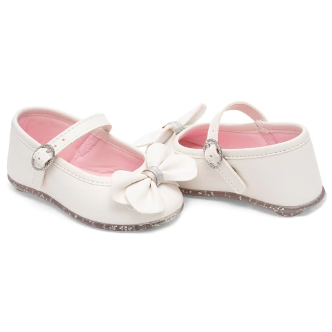 Sapatilha branca pimpolho