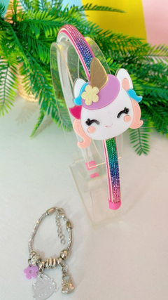 Kit tiara strass unicórnio/ pulseira na internet
