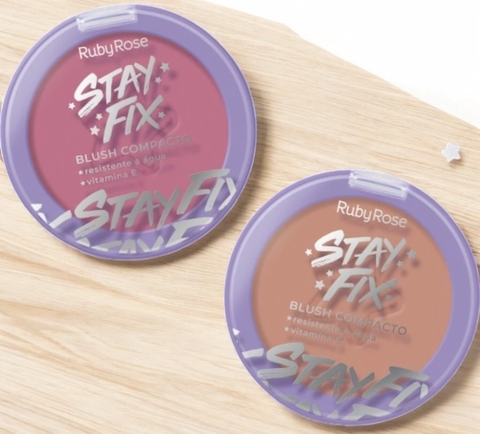 POLVO COMPACTO DE COLOR STAY FIX RUBY ROSE