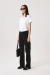 Jean Moss Flare Negro - comprar online