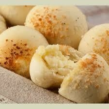 PÃO DE BATATA AOS 2 QUEIJOS