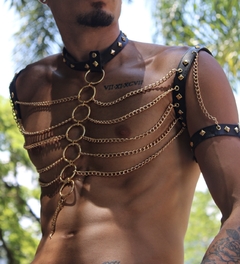 Imagem do Harness com correntes
