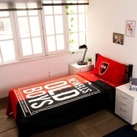 Juego de Sábanas Newell's Old Boys 1 Plaza y Media (1 Sábana Plana + 1 Sábana Ajustable + 1 Funda de Almohada)
