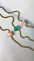 Colar lacraia com pedra fusion dourado