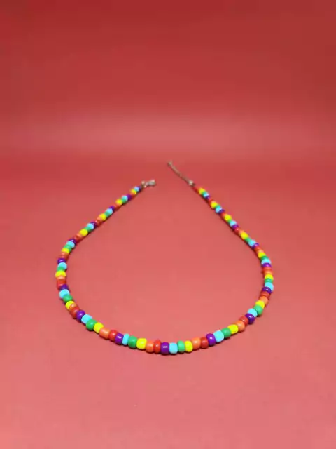 Colar de Miçangas Arco-Íris
