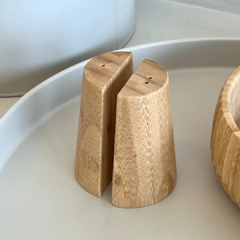 Conjunto Saleiro e Pimenteiro de Bambu
