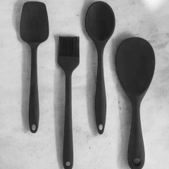 Utensílio de Silicone Preto na internet