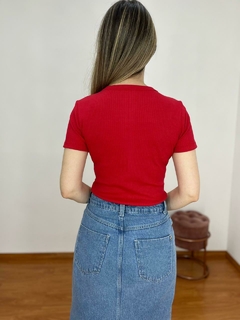 Blusa básica essencial - comprar online