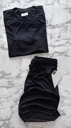 Set Maximus (Short c/calza + Remera dryfit) - comprar online