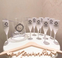 Imagem do Kit Taças Champagne + Balde de Gelo