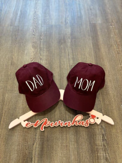 Bonés MOM e DAD - loja online