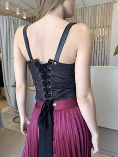 Corset Ellie en internet