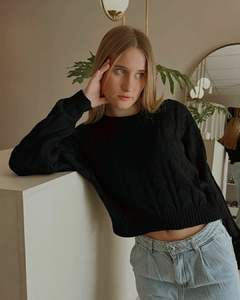 Sweater Yami en internet