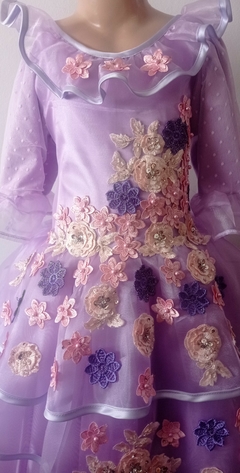 Isabella exclusivo - Flores bordadas - Moda Princesa